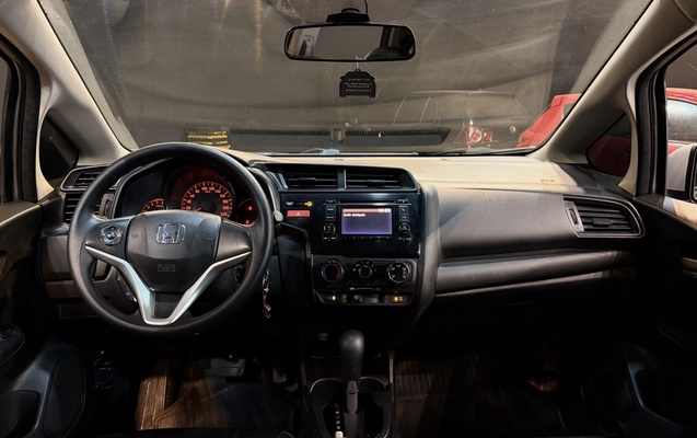 imagem-https://www.socarrao.com.br/sc-vehicle-images-prod/3842515/1789484685915-1_120159.jpg