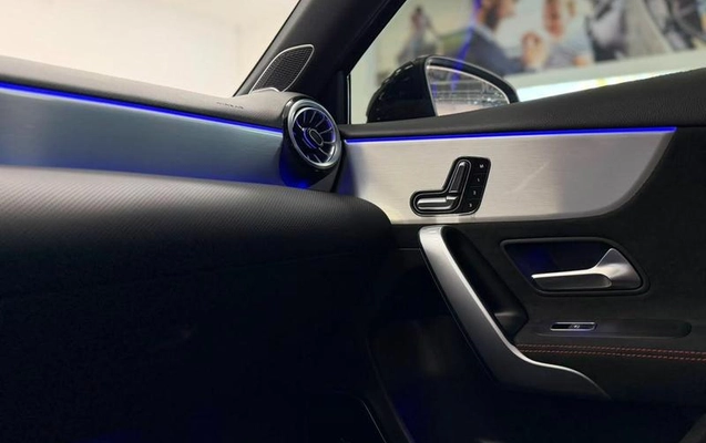 imagem-https://www.socarrao.com.br/sc-vehicle-images-prod/3842591/1789485005071-8338404_5_B_21d95bb599.jpeg
