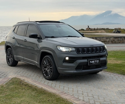 Jeep Compass 2022 Cinza — foto 1 de 3