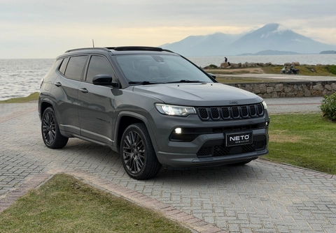 Jeep Compass 2022 Cinza — foto 1 de 3