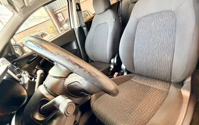 imagem-https://www.socarrao.com.br/sc-vehicle-images-prod/3842754/1789502410669-2cb9100f-0bba-4b98-b87a-21b927e7dc8e.jpg