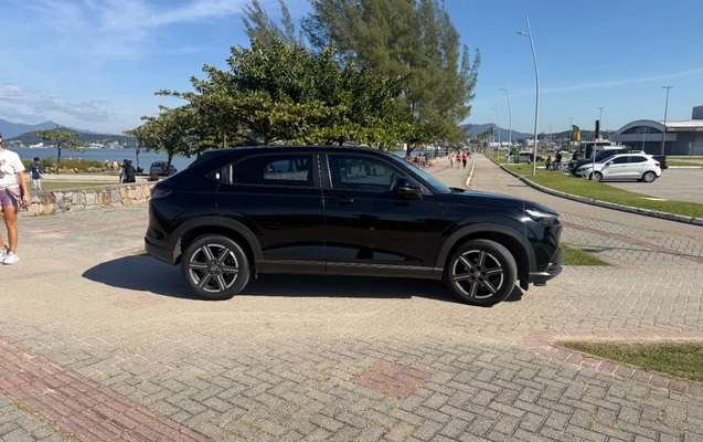 imagem-https://www.socarrao.com.br/sc-vehicle-images-prod/3842853/1789485481351-SU1HXzQyODQuanBn.jpg