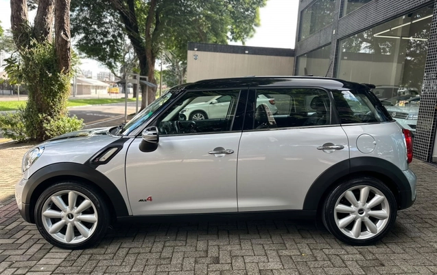imagem-https://www.socarrao.com.br/sc-vehicle-images-prod/3842945/1789485622540-8_082045.jpg