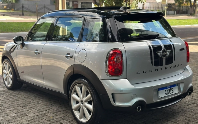 imagem-https://www.socarrao.com.br/sc-vehicle-images-prod/3842945/1789485622540-9_082045.jpg