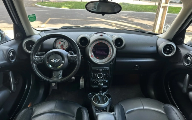imagem-https://www.socarrao.com.br/sc-vehicle-images-prod/3842945/1789485622542-4_082045.jpg