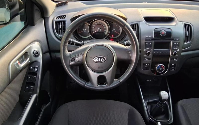 imagem-https://www.socarrao.com.br/sc-vehicle-images-prod/3842982/1789674425460-8455868_11_B_1a58f5a577.jpeg