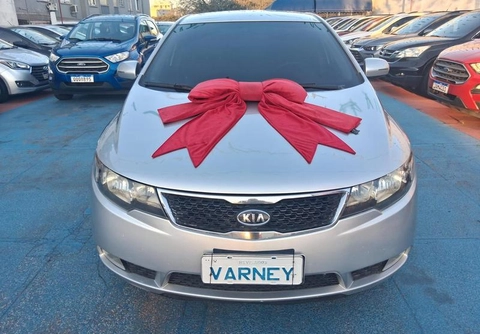 Kia Cerato 1.6 16V Mec. 2012 Prata — foto 1 de 3