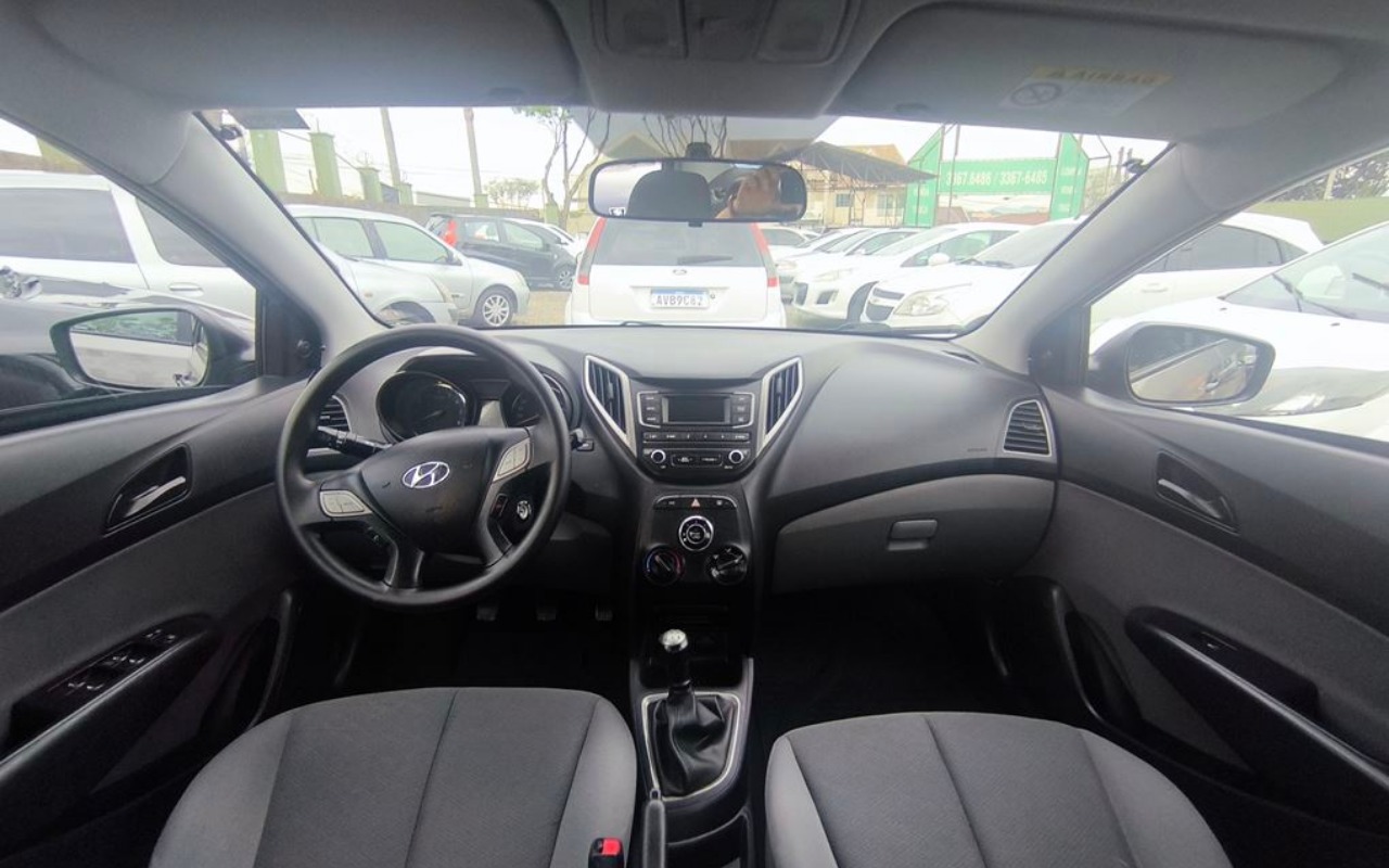 imagem-https://www.socarrao.com.br/sc-vehicle-images-prod/3842985/1790807669857-SU1HXzIwMjYwOTMwXzE3MzM0MiAoQ29weSkuanBn.jpg