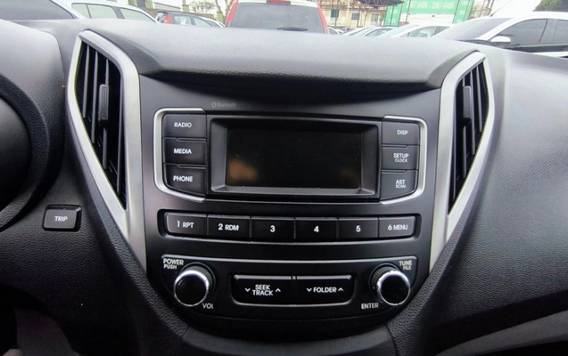 imagem-https://www.socarrao.com.br/sc-vehicle-images-prod/3842985/1790807670345-SU1HXzIwMjYwOTMwXzE3MzQyOCAoQ29weSkuanBn.jpg