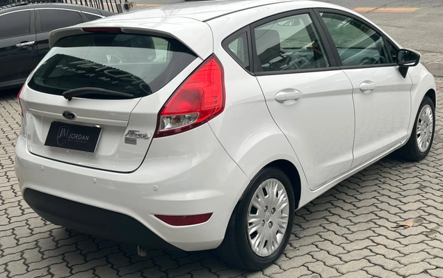imagem-https://www.socarrao.com.br/sc-vehicle-images-prod/3843167/1789486236103-003_e34215af40ac170d736090a438d2b767.jpeg