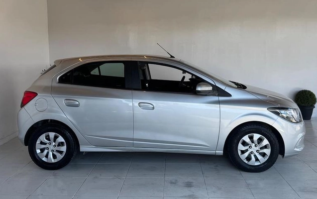 imagem-https://www.socarrao.com.br/sc-vehicle-images-prod/3843320/1789486536608-8425275_6_B_73cd2066e7.jpeg