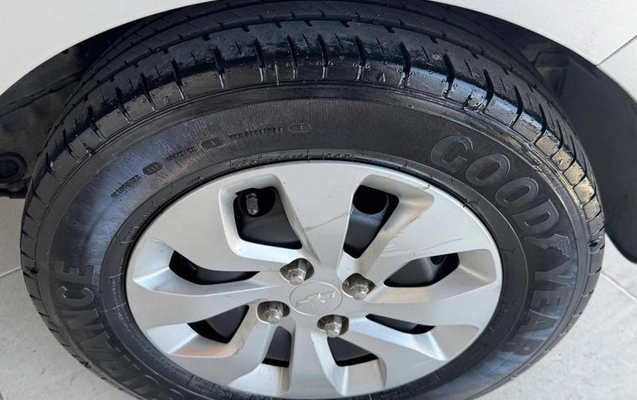 imagem-https://www.socarrao.com.br/sc-vehicle-images-prod/3843320/1789486536617-8425275_16_B_bc86e73ef8.jpeg