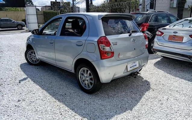 imagem-https://www.socarrao.com.br/sc-vehicle-images-prod/3843321/1789488912246-8478048_4_B_ac5404b6e6.jpeg