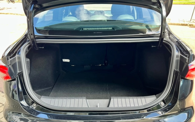 imagem-https://www.socarrao.com.br/sc-vehicle-images-prod/3843495/1789487017074-Y2E1NjUwMWUtZGQ3Ni00ZWYwLTg5MTgtMzFkNTQ3ZjhjM2MwLmpwZw.jpg