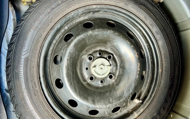 imagem-https://www.socarrao.com.br/sc-vehicle-images-prod/3843495/1789487017181-MmRjMGVlZTQtMDI4YS00YzhjLTg0M2MtMGY4YmViZWY2NzA0LmpwZw.jpg