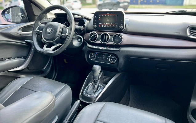 imagem-https://www.socarrao.com.br/sc-vehicle-images-prod/3843495/1789487017850-MDFjMjZkY2UtMTRkYS00MzhkLWIxMTctNDI5OWUxNzNlMDBiLmpwZw.jpg