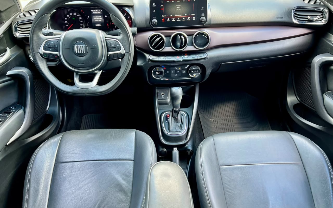imagem-https://www.socarrao.com.br/sc-vehicle-images-prod/3843495/1789487017923-ZTM2OWE1OGUtNTE0MS00NmIyLWIyOGUtYTQwOTk4MWY2MTgyLmpwZw.jpg