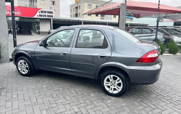 imagem-https://www.socarrao.com.br/sc-vehicle-images-prod/3843506/1789487037839-8428415_13_B_b26f4b552b.jpeg