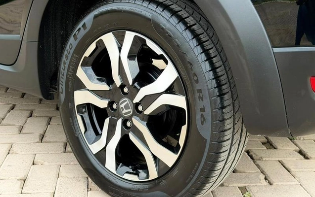 imagem-https://www.socarrao.com.br/sc-vehicle-images-prod/3843559/1790363078356-8437300_7_B_00e61f8706.jpeg