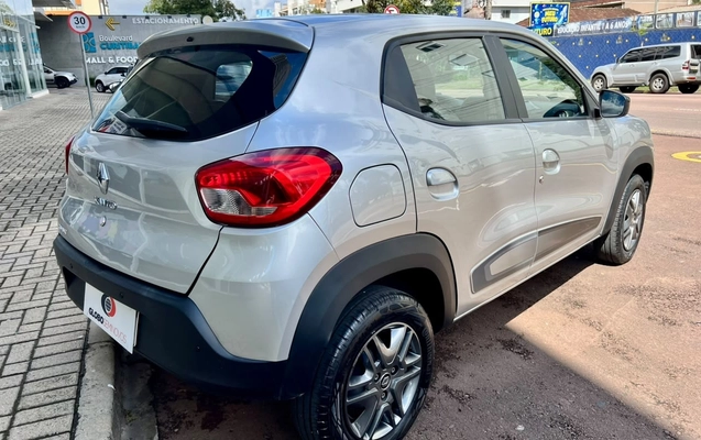 imagem-https://www.socarrao.com.br/sc-vehicle-images-prod/3843609/1789487250380-ZmI2NzI5NDUtNWU0OS00ZmUyLWI3OTctNzZlZGVlZGJjMGUzLmpwZw.jpg