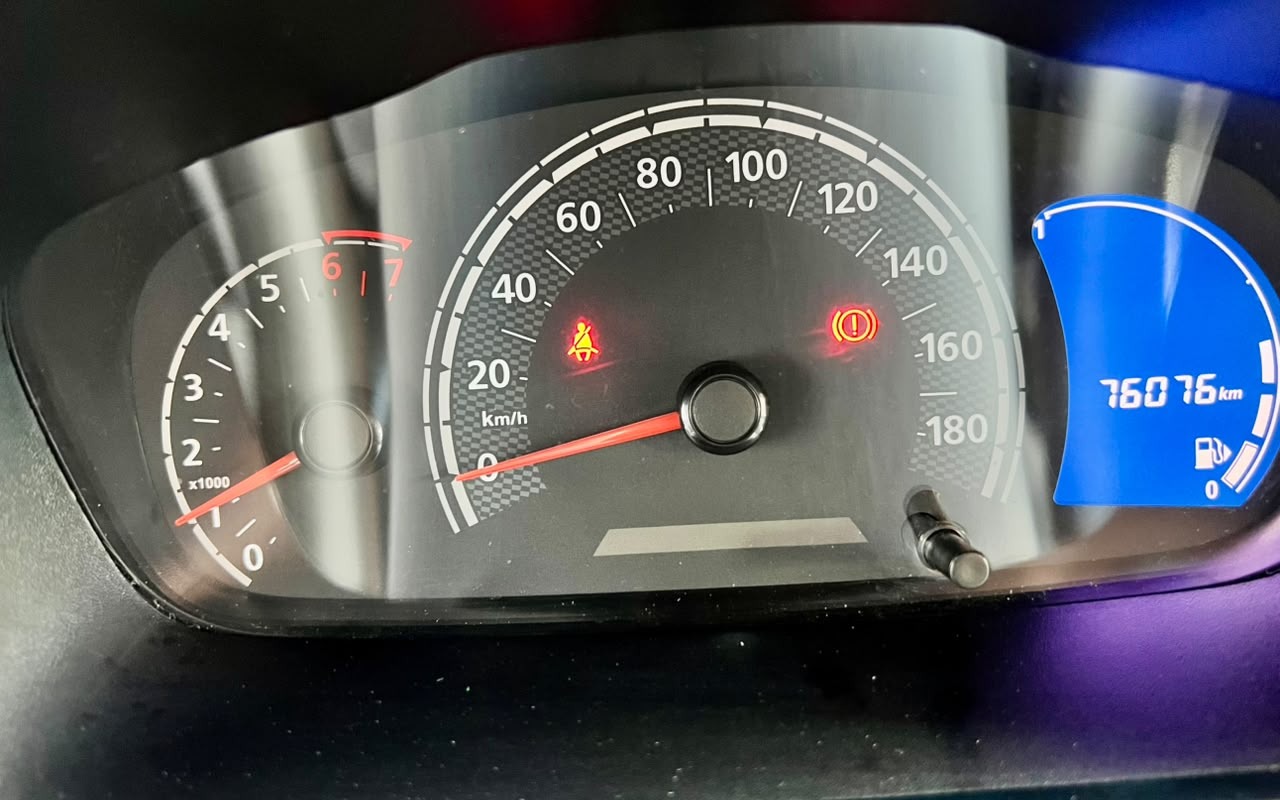 imagem-https://www.socarrao.com.br/sc-vehicle-images-prod/3843609/1789487250901-Y2E5MzFkODQtYzNkZS00MGRiLWI4OTUtOWQ1MTRmYTIzMTI3LmpwZw.jpg