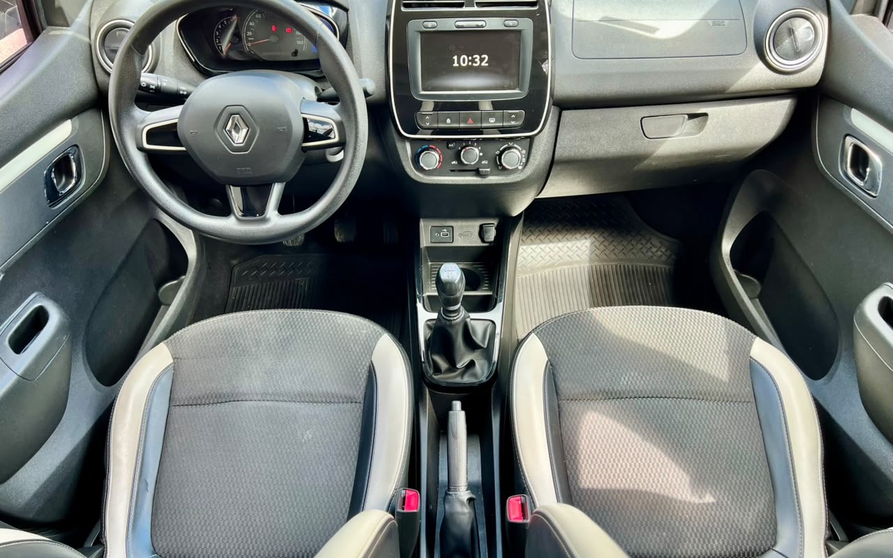 imagem-https://www.socarrao.com.br/sc-vehicle-images-prod/3843609/1789487250947-MTNjYjY2MWYtM2U1ZS00MDE5LTkyODktNjY2MWY0OGEyMzI2LmpwZw.jpg