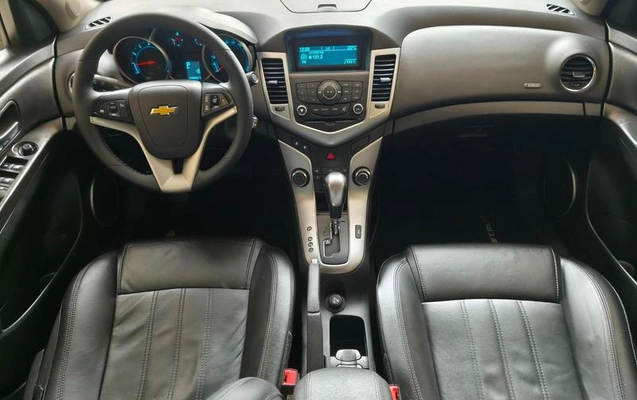 imagem-https://www.socarrao.com.br/sc-vehicle-images-prod/3843757/1789487726448-8441129_7_B_cecc46046f.jpeg
