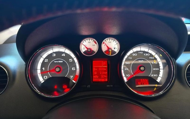 imagem-https://www.socarrao.com.br/sc-vehicle-images-prod/3843859/1789653234940-8446829_8_B_bb573f0ab6.jpeg