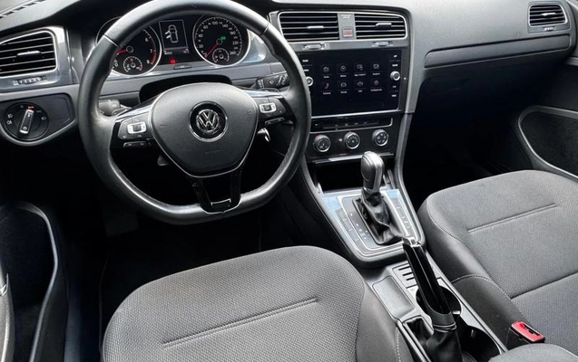 imagem-https://www.socarrao.com.br/sc-vehicle-images-prod/3843933/1789490647509-8463635_15_B_2b7d30828b.jpeg