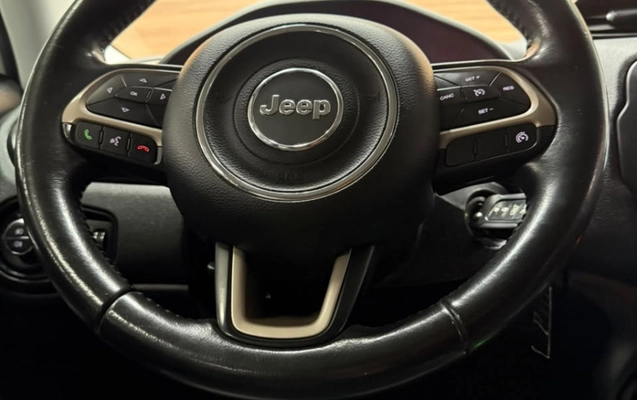 imagem-https://www.socarrao.com.br/sc-vehicle-images-prod/3844136/1789488702599-4mJu9rxxvEwJJgE63lgxisdOLASJ1WH3.jpg
