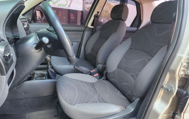 imagem-https://www.socarrao.com.br/sc-vehicle-images-prod/3844274/1789488943186-V2hhdHNBcHAgSW1hZ2UgMjAyNi0wOS0xNSBhdCAxMS4xMy4wMy5qcGVn.jpeg