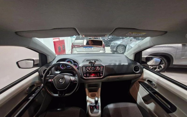 imagem-https://www.socarrao.com.br/sc-vehicle-images-prod/3844279/1790001485798-8452022_17_B_0d25cec038.jpeg