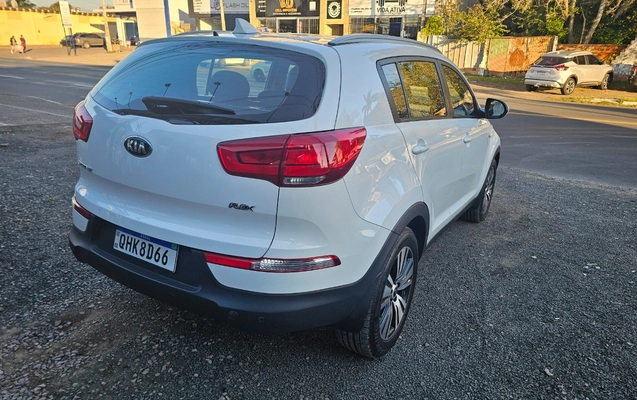 imagem-https://www.socarrao.com.br/sc-vehicle-images-prod/3844344/1789489196382-MjAyNjA2MjVfMTYzNTM5LmpwZw.jpg