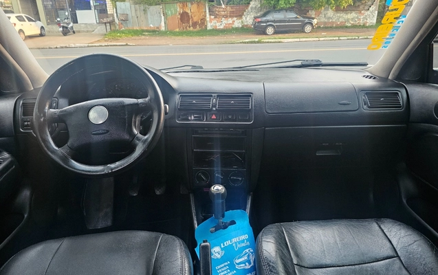 imagem-https://www.socarrao.com.br/sc-vehicle-images-prod/3844464/1789489584300-MjAyNjA5MDFfMTc1NTI1LmpwZw.jpg
