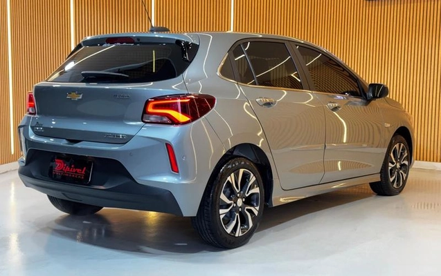 imagem-https://www.socarrao.com.br/sc-vehicle-images-prod/3844465/1789583644070-8478243_7_B_55a0f30bf4.jpeg