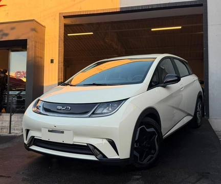 BYD Dolphin EV (Elétrico) 2027 Branco — foto 1 de 3