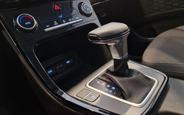 imagem-https://www.socarrao.com.br/sc-vehicle-images-prod/3844592/1789489847418-8478510_15_B_60e088578f.jpeg