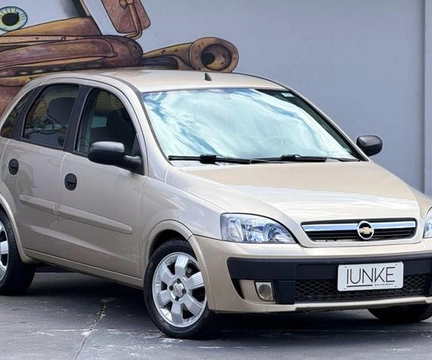 Chevrolet Corsa 2012 Bege — foto 1 de 3