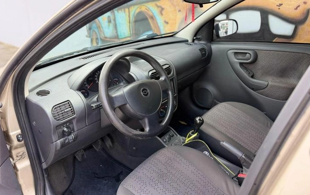 imagem-https://www.socarrao.com.br/sc-vehicle-images-prod/3844605/1790017797481-8468434_7_B_e23add1955.jpeg