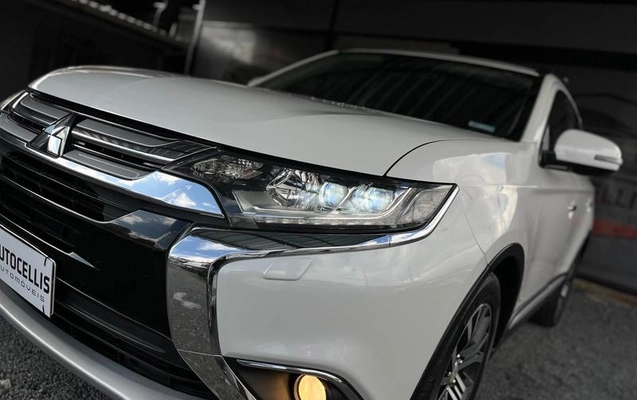 imagem-https://www.socarrao.com.br/sc-vehicle-images-prod/3844614/1790019493317-8308902_4_B_a217fd3276.jpeg