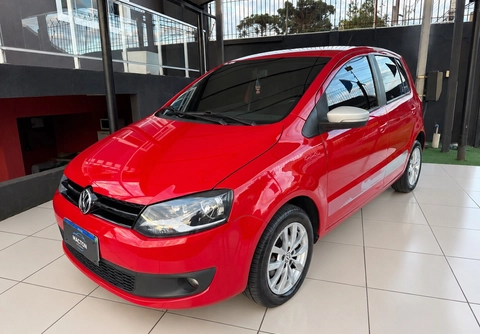 Volkswagen Fox 2014 Vermelho — foto 1 de 3