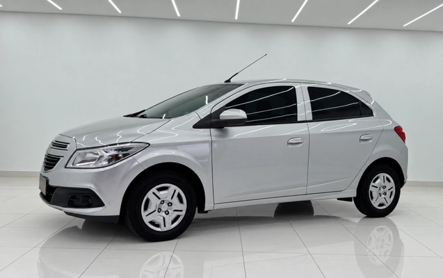 imagem-https://www.socarrao.com.br/sc-vehicle-images-prod/3844731/1789490138011-vehicle_image_1789478713_cee390c7d5a63251587fc09ca3fe4105.png