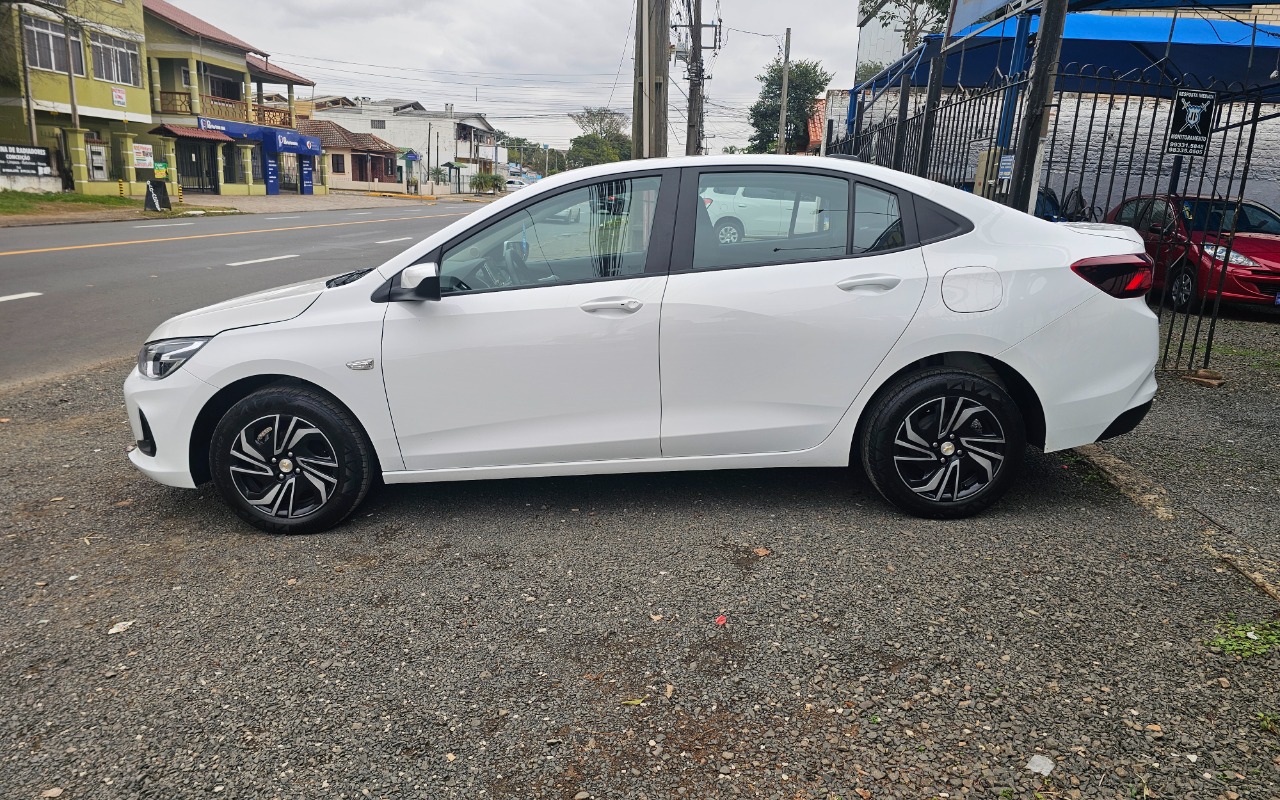 imagem-https://www.socarrao.com.br/sc-vehicle-images-prod/3844785/1789490219607-MjAyNjA2MjBfMTQyNjA1LmpwZw.jpg