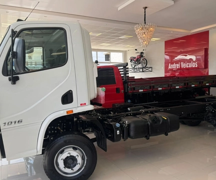 Mercedes-Benz Accelo 2021 Branco — foto 1 de 3