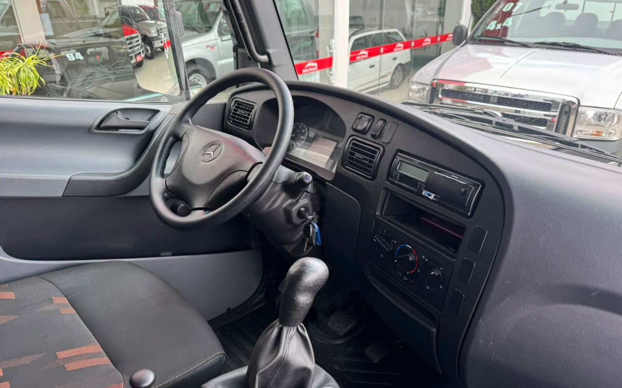 imagem-https://www.socarrao.com.br/sc-vehicle-images-prod/3844825/1789490275329-MTQuanBlZw.jpeg