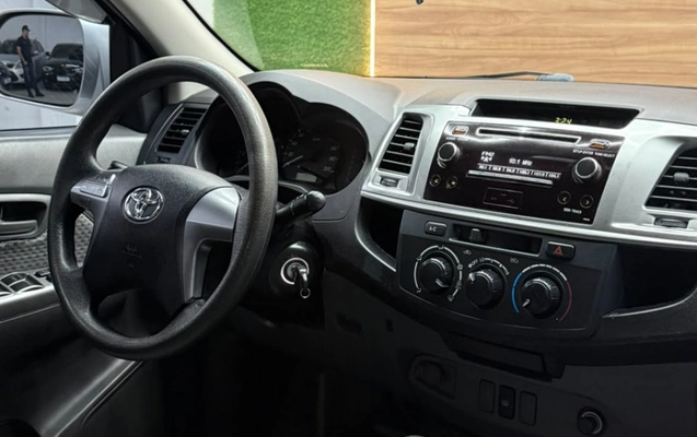 imagem-https://www.socarrao.com.br/sc-vehicle-images-prod/3844860/1789568310044-72r1OoucxEUWOyJvoDgrF6VhFSCJN2ih.jpg