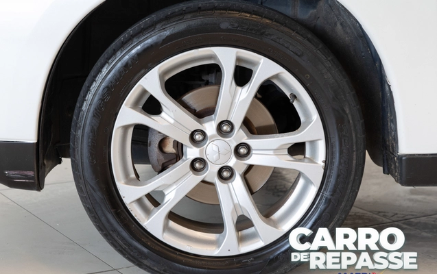imagem-https://www.socarrao.com.br/sc-vehicle-images-prod/3844949/1789490484633-003_583753-43947affea9ec3fad38032b7849c1775.jpg