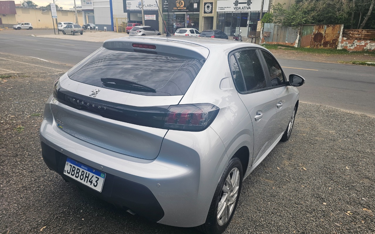 imagem-https://www.socarrao.com.br/sc-vehicle-images-prod/3844983/1789490550633-MjAyNjA1MDdfMTUzNjI4LmpwZw.jpg