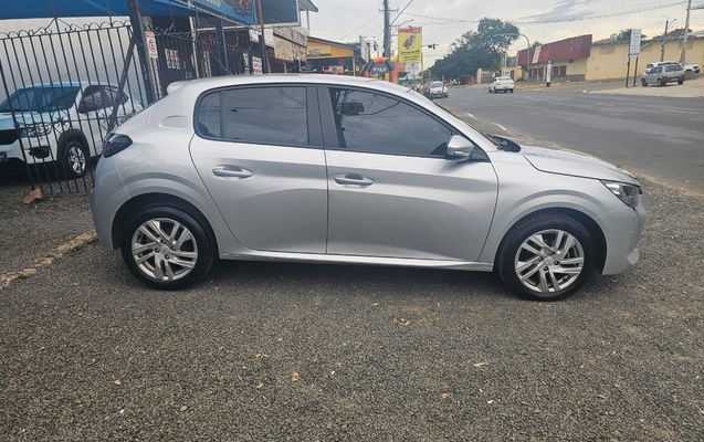 imagem-https://www.socarrao.com.br/sc-vehicle-images-prod/3844983/1789490550944-MjAyNjA1MDdfMTUzNjA3LmpwZw.jpg