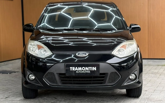imagem-https://www.socarrao.com.br/sc-vehicle-images-prod/3845183/1789490853963-003_e2b78873ba9c2c7deddc80dc37a76a0d.jpeg